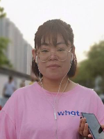 邓女士