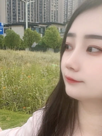 某女士